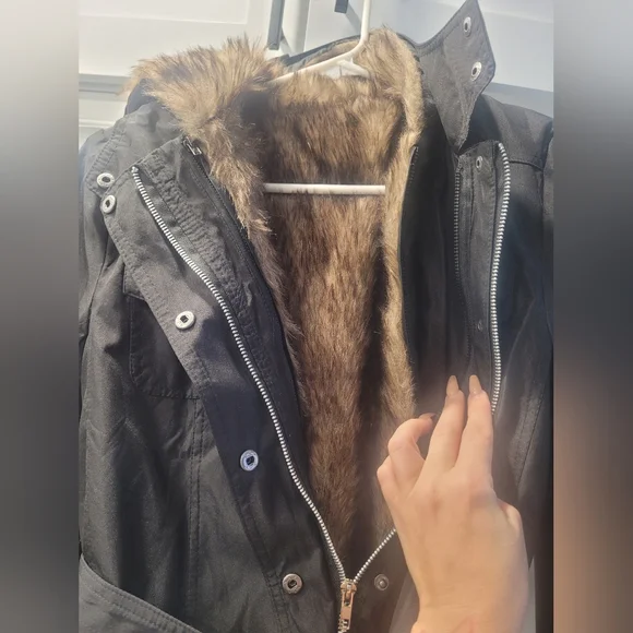 Winter Jacket, removable liner - Picture 2 of 3